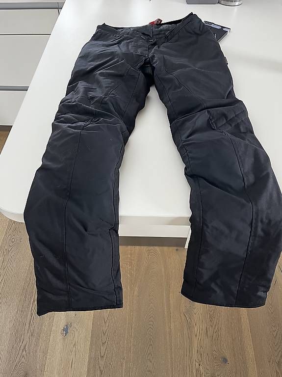 Pantaloni: Pantalon moto dame IXS taille S – Usato da Courtételle venduto da directswisswatch 2