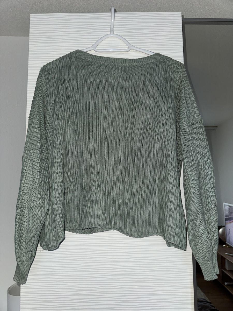 Only Maglioni & Felpe: ONLY Strickpullover, Gr. S, Trendfarbe Salbei-Grün. – Usato da Lachen SZ venduto da nathiisch 3