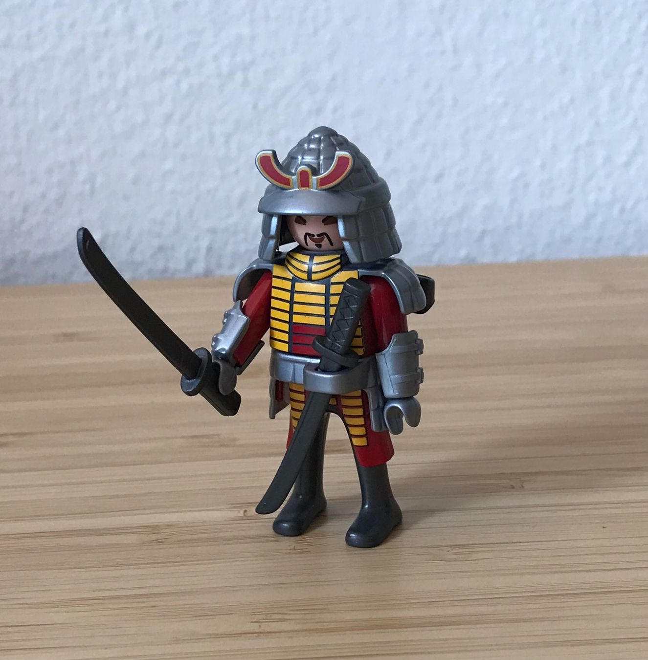 Playmobil Jouets: Playmobil Samurai Figur mit Schwertern – D'occasion à Zürich par tan_gp95