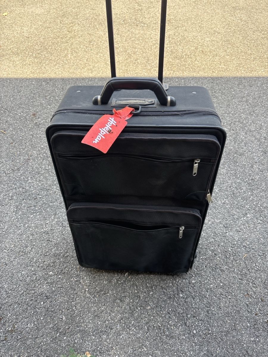 Valigie: valise – Usato da Valeyres-Rances venduto da mad_5l7b 2