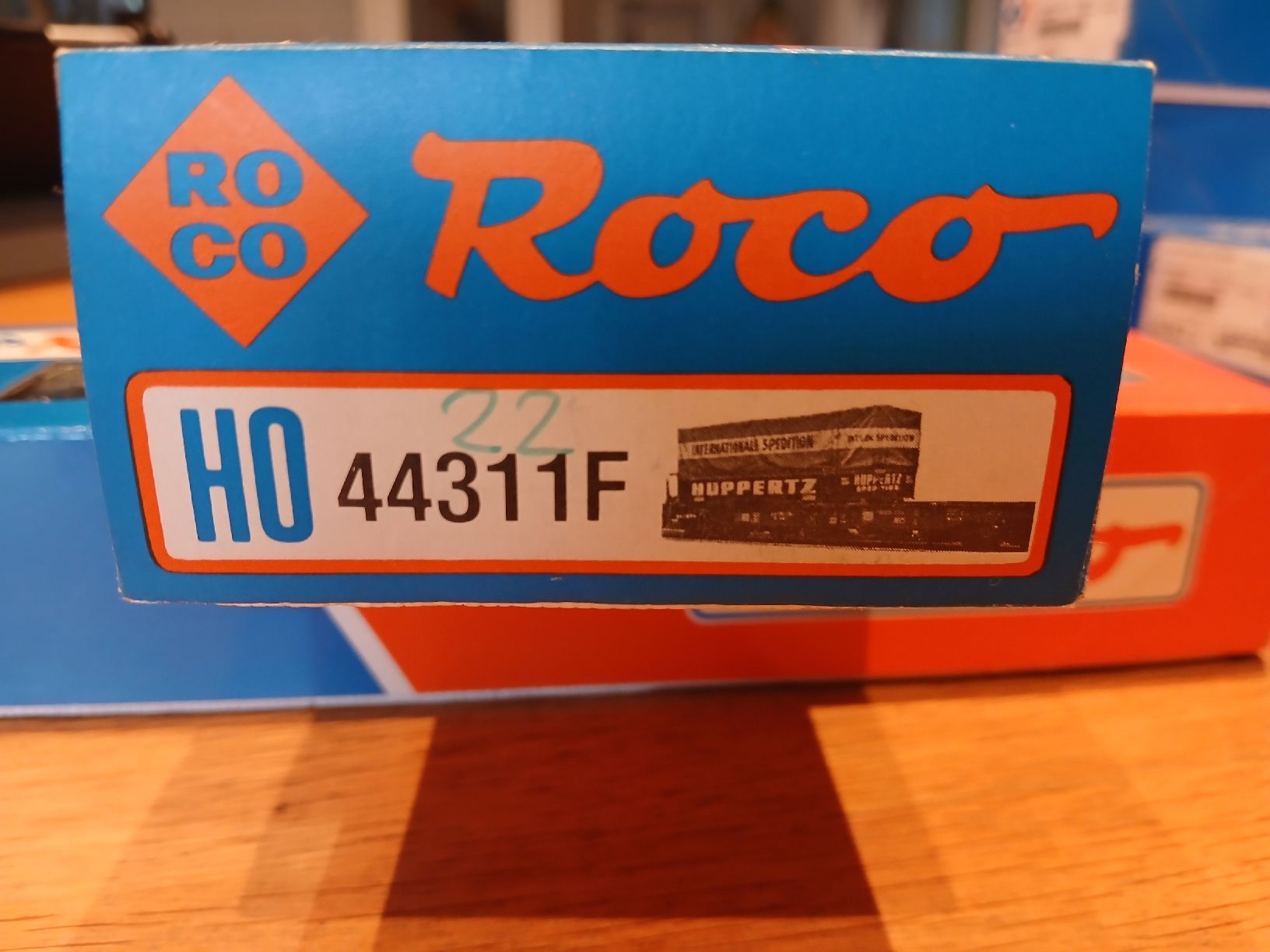 Roco Modellini di ferrovie: Neuer Kängeruhwagen – Nuovo e nell'imballaggio originale da Bözen venduto da Kolumbus77 1
