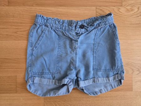 Leichte Shorts, Gr. 140, sehr guter Zustand