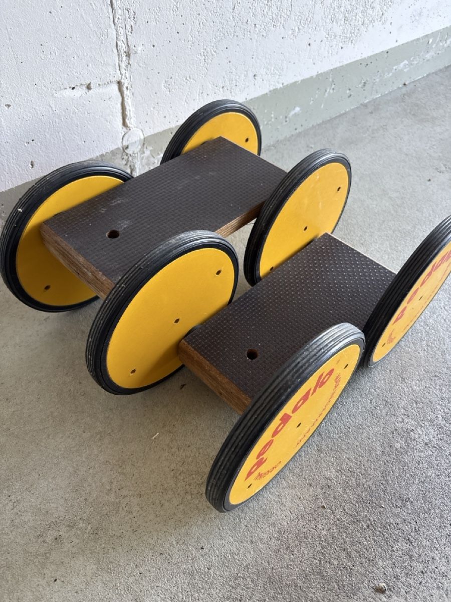 Véhicules pour enfants: Pedalo – D'occasion à Nottwil par wasserlufterde 1