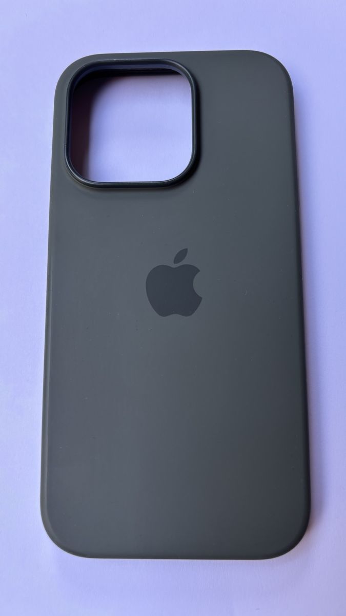 Apple Cover & Protezioni schermo: Apple iPhone 14 Pro Silikon Case mit MagSafe Grün – Usato da Oensingen venduto da NichtVonHier 2