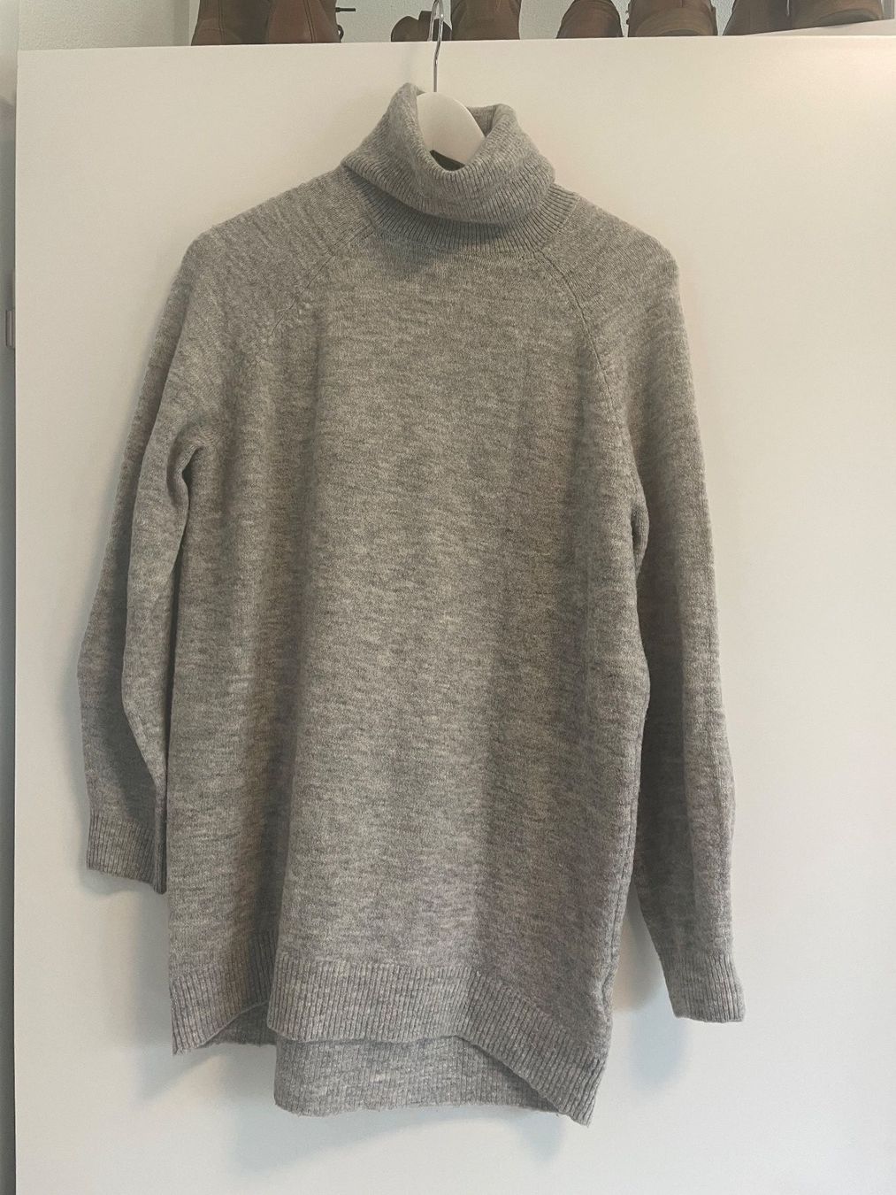 H&M Pulls & Sweat-shirts: Rollkragenpullover, XS, grau – D'occasion à Madiswil par bjs_90