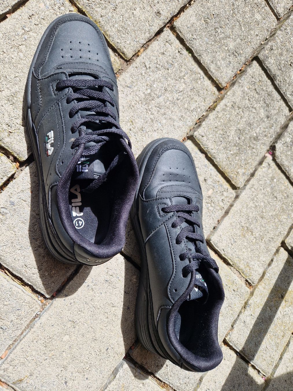 Fila Scarpe da donna: Fila Turnschuhe Grösse 41 – Usato da Fislisbach venduto da mka_km8f 2