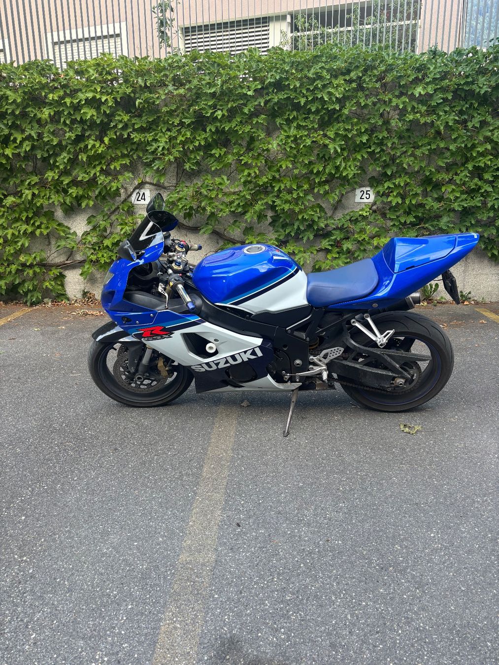 Suzuki Strasse: GSXR Suzuki 600 – Gebraucht aus Chur von putschnaegg 5