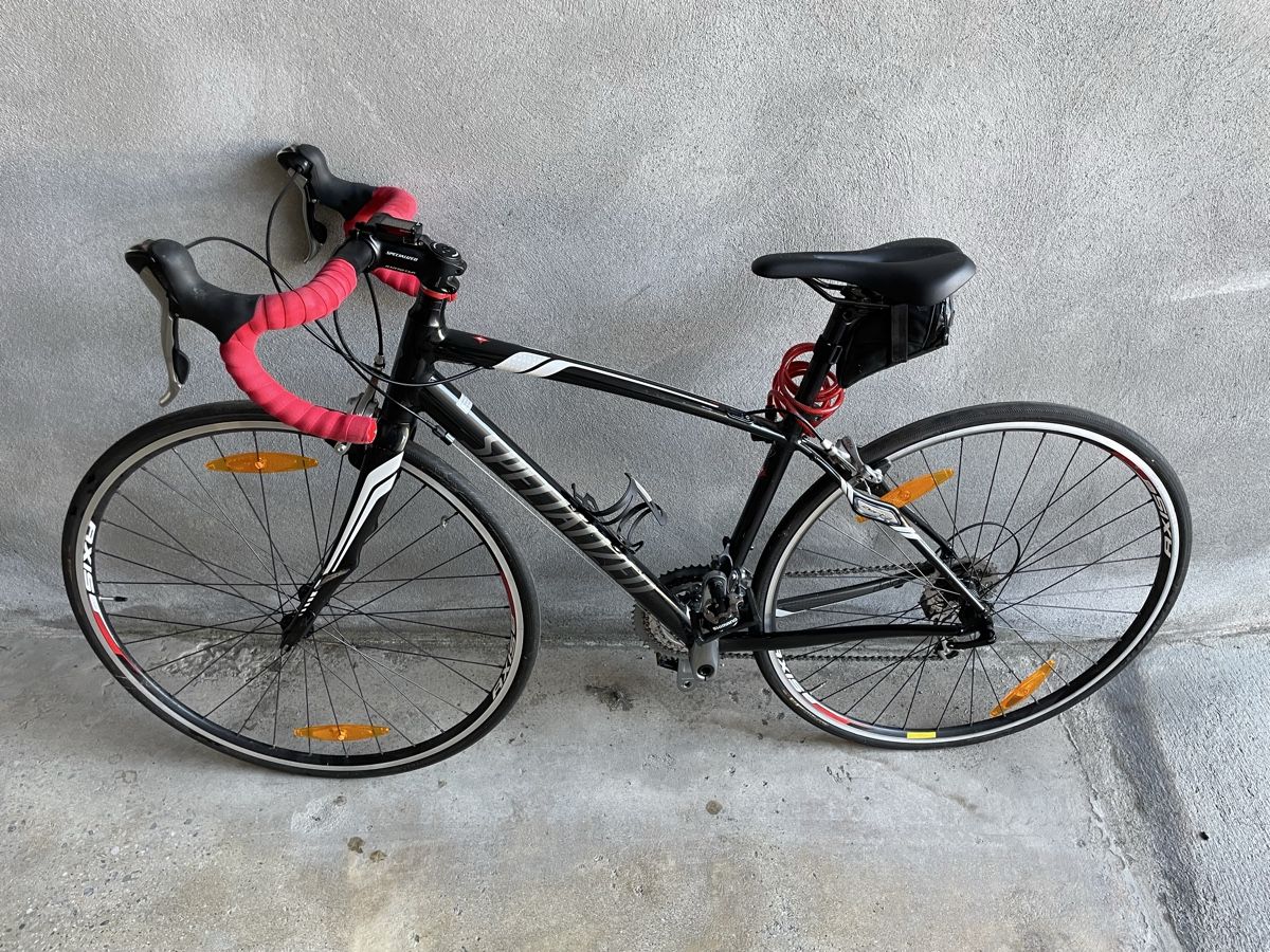 Specialized Vélos: Vélo route Specialized  – D'occasion à Founex par ren_drl8 4