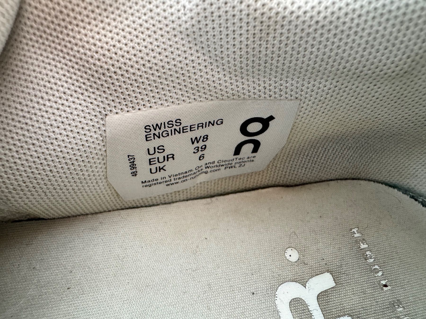 On Scarpe da uomo: ON The Roger Schuhe Gr 39 – Usato da Frauenfeld venduto da guli11 5