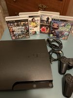 Sony PlayStation 3 mit 2 Controllern und 4 Spielen