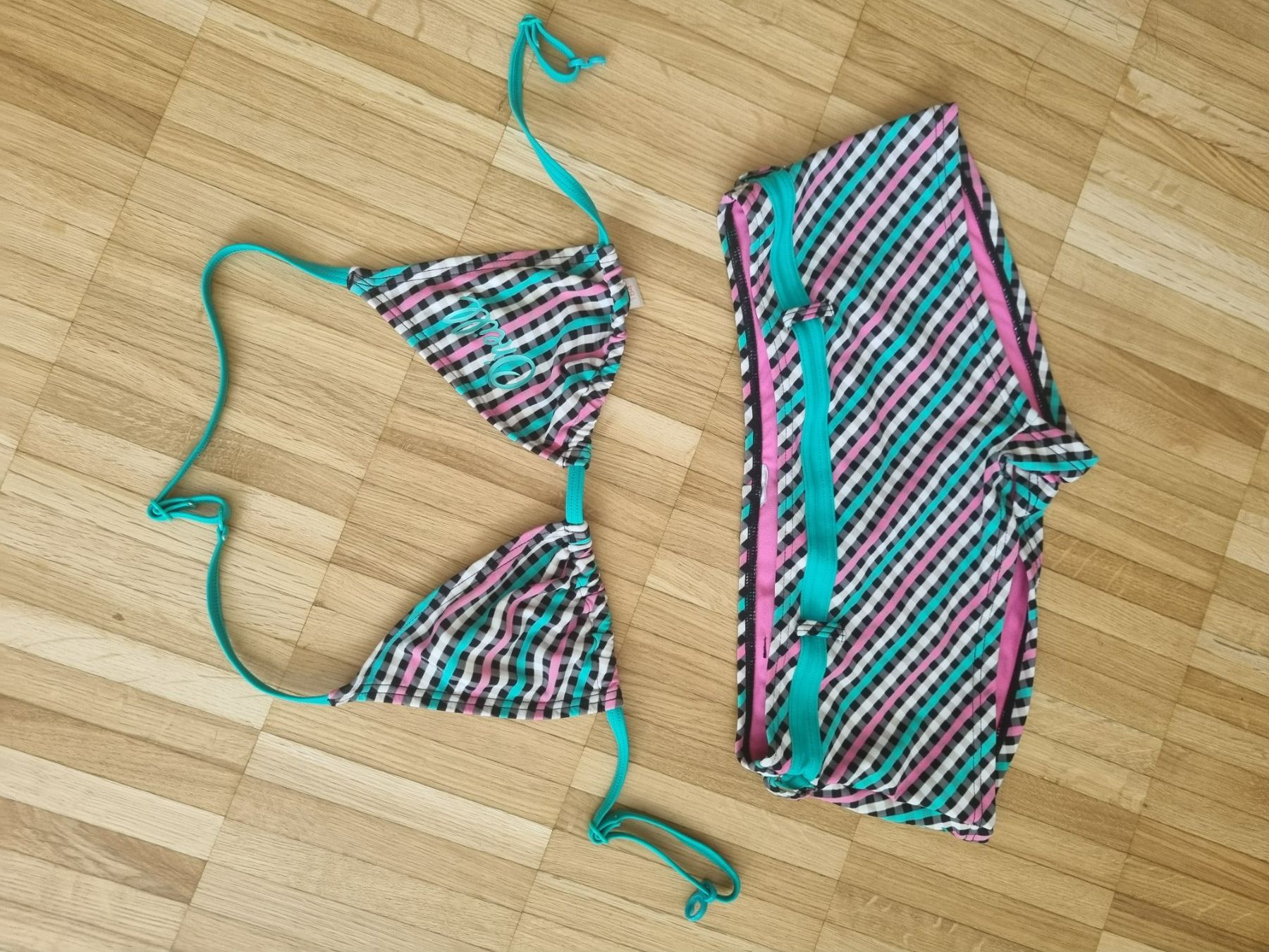 Badekleider & Bikinis: Bikini / Zweiteiler - Gr. 164 – Gebraucht aus Neftenbach von DanielaS01020304