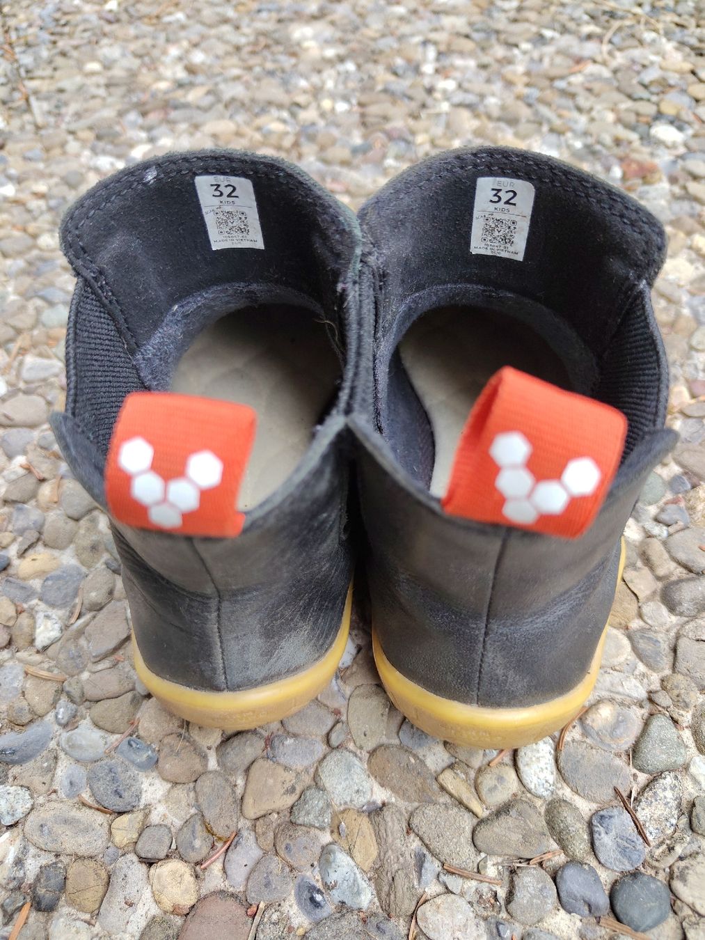 Schuhe für Jungen: Barfuss Leder Stiefel Grösse 32 – Gebraucht aus Stetten AG von mooncreek 1