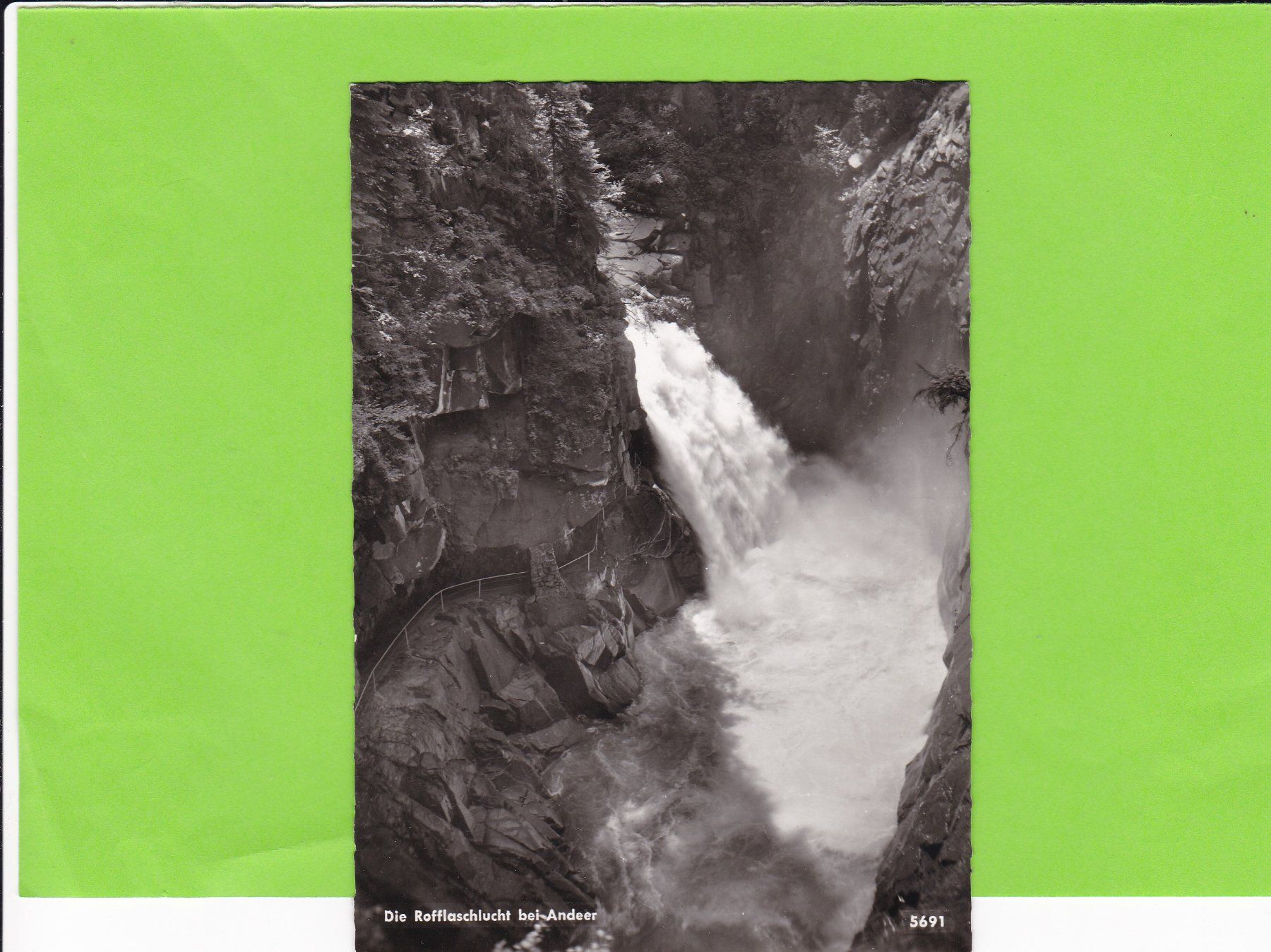 Cartoline postali: Die Rofflaschlucht bei Andeer – Usato da St. Peterzell venduto da neckertal