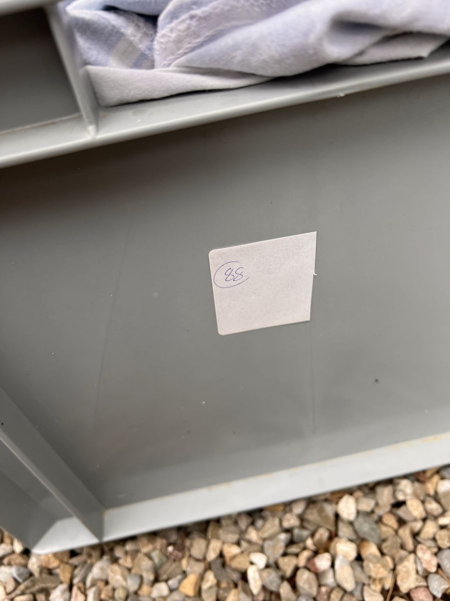 Set di piatti:  Rotes Geschirr Service (88) – Usato da Glattfelden venduto da maa_qcj8 9