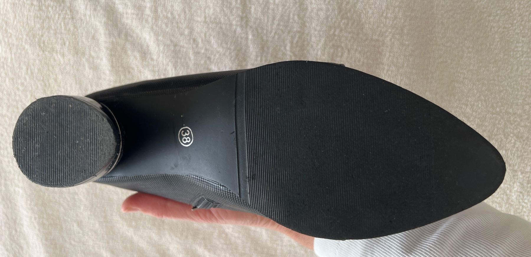 Damenschuhe: Schuhe Gr.37,5 Stiefeletten weich leicht – Gebraucht aus Wil von fuschti01 5