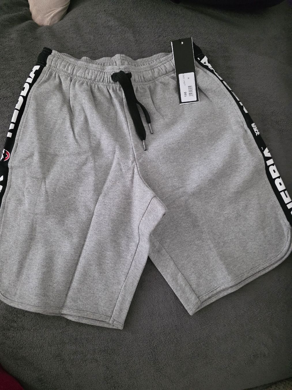 Pantaloni: Nebbia KURZE HOSE HELLGRAU GRÖSSE M – Nuovo e nell'imballaggio originale da Reitnau venduto da cuorematto01 1