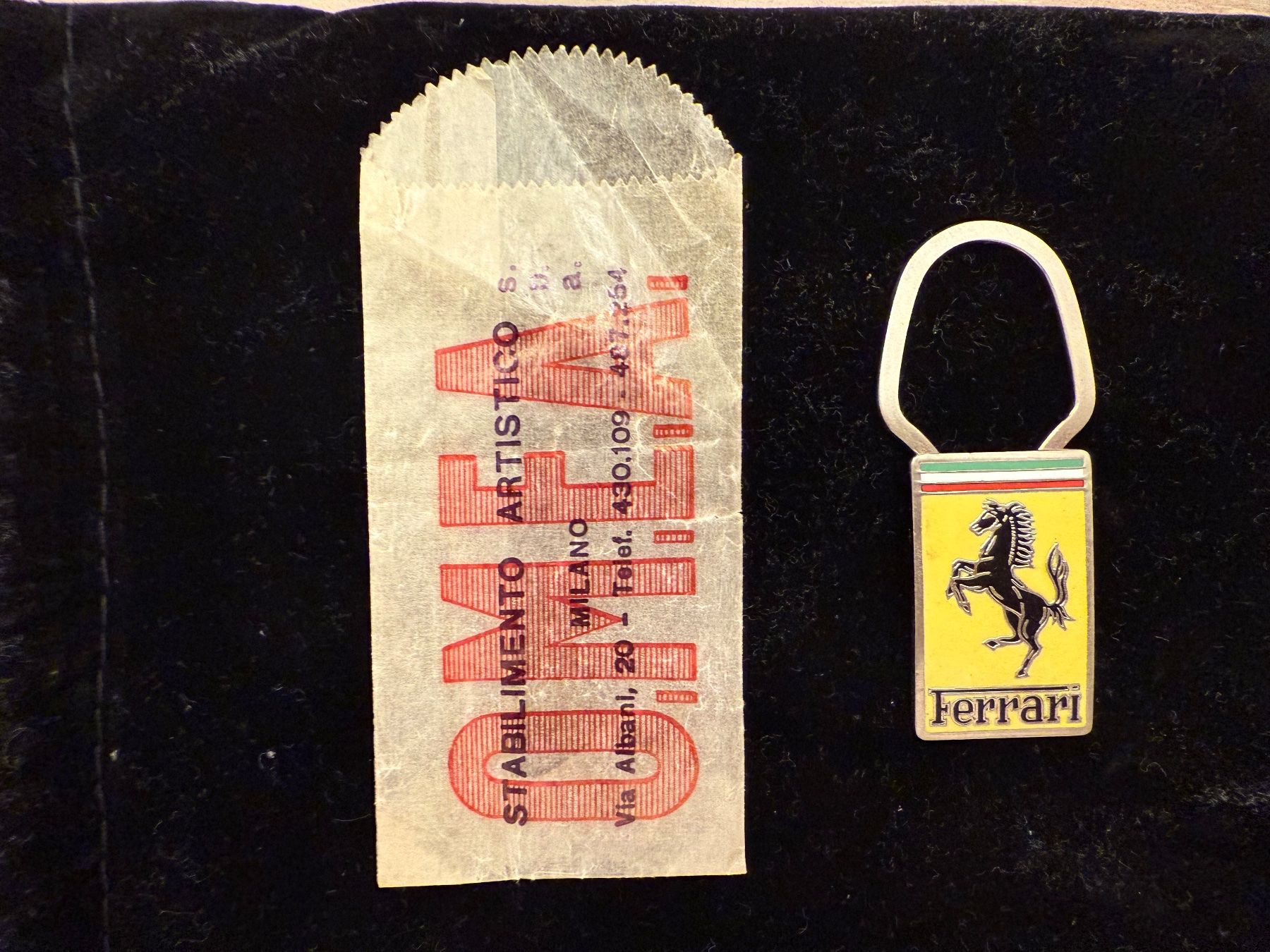 Ferrari Schlüsselanhänger & - bänder: Ferrari Schlüsselanhänger – Gebraucht aus Bern von thedanidori
