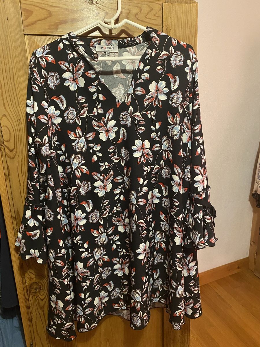 Morgan Vestiti: Robe Morgan taille 40 noire à fleurs – Usato da Epagny venduto da nie_n5yb