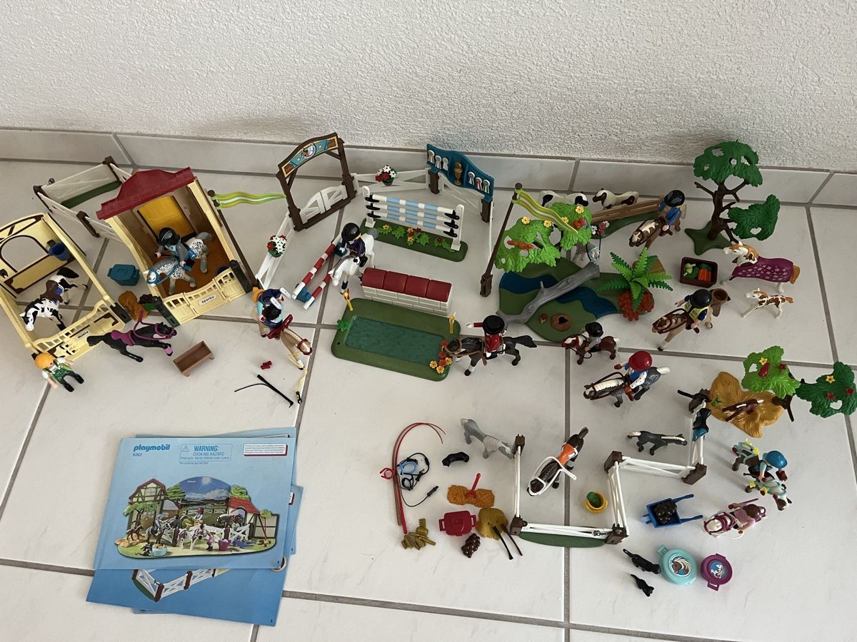 Playmobil Giocattoli: Grosses Playmobil Pferdegestüt – Usato da Uetikon am See venduto da Winnieclaudia 7