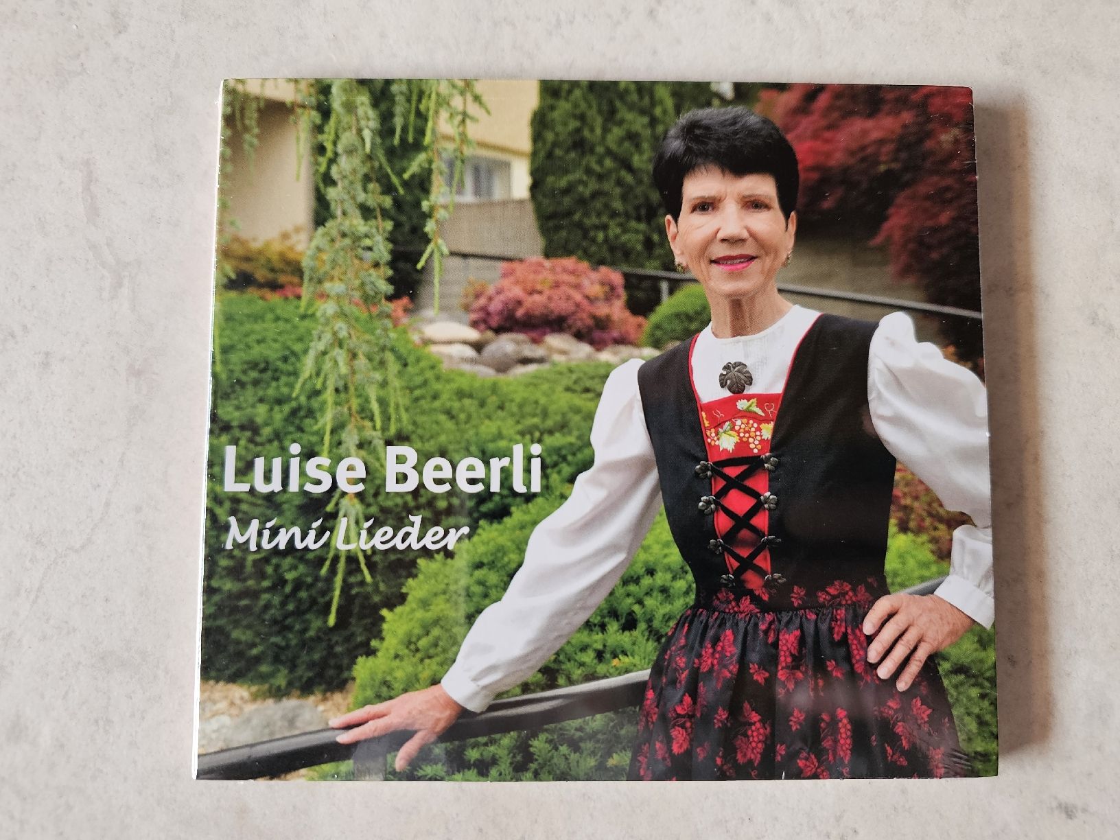 CD: Luise Beerli  -  Mini Lieder  /  Fabrikneu – Nuovo e nell'imballaggio originale da Schneisingen venduto da backstore24