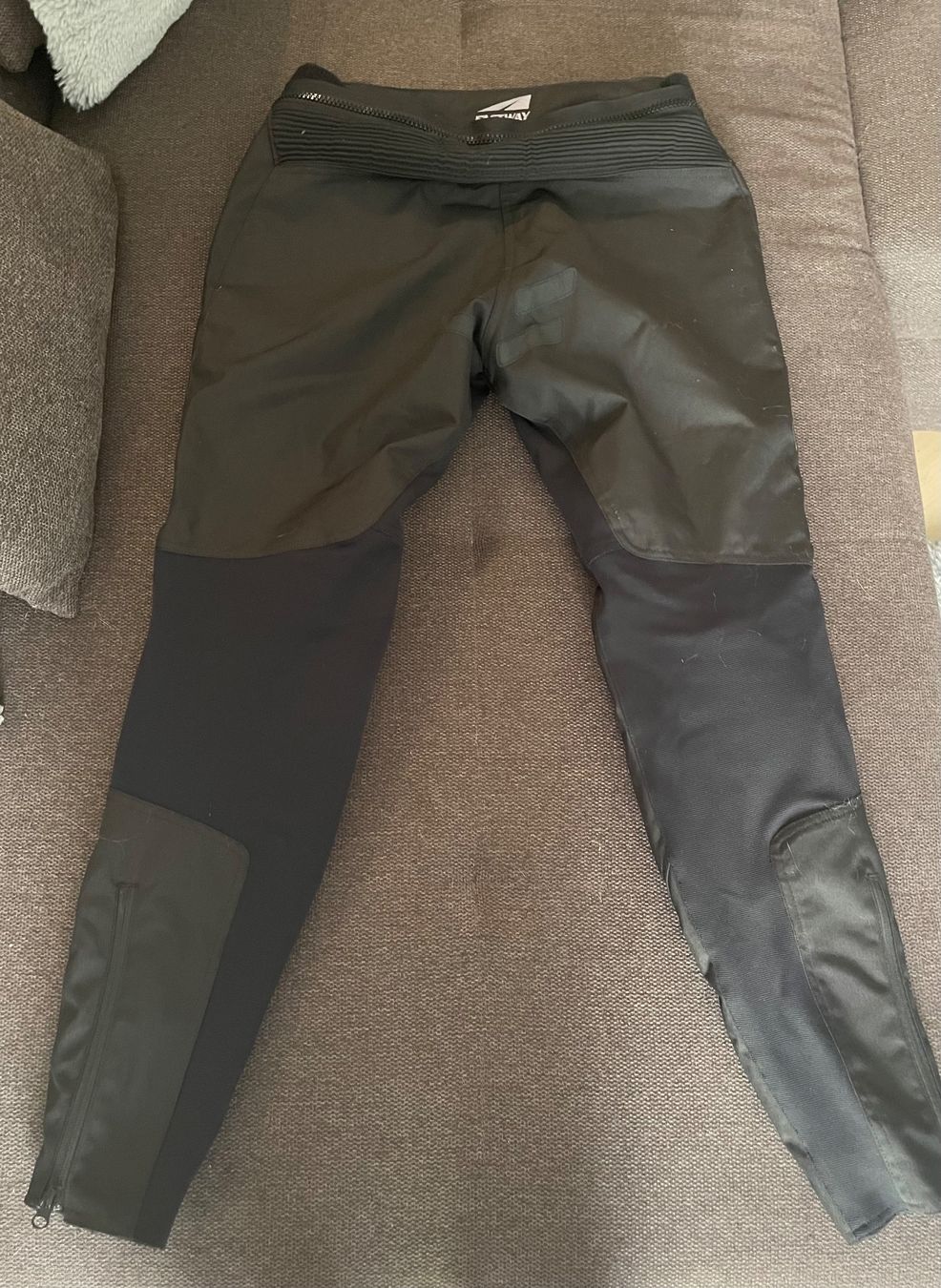 Pantaloni: Motorradhose Fastway Damen, Grösse 40 – Usato da Mels venduto da Puzzle1998