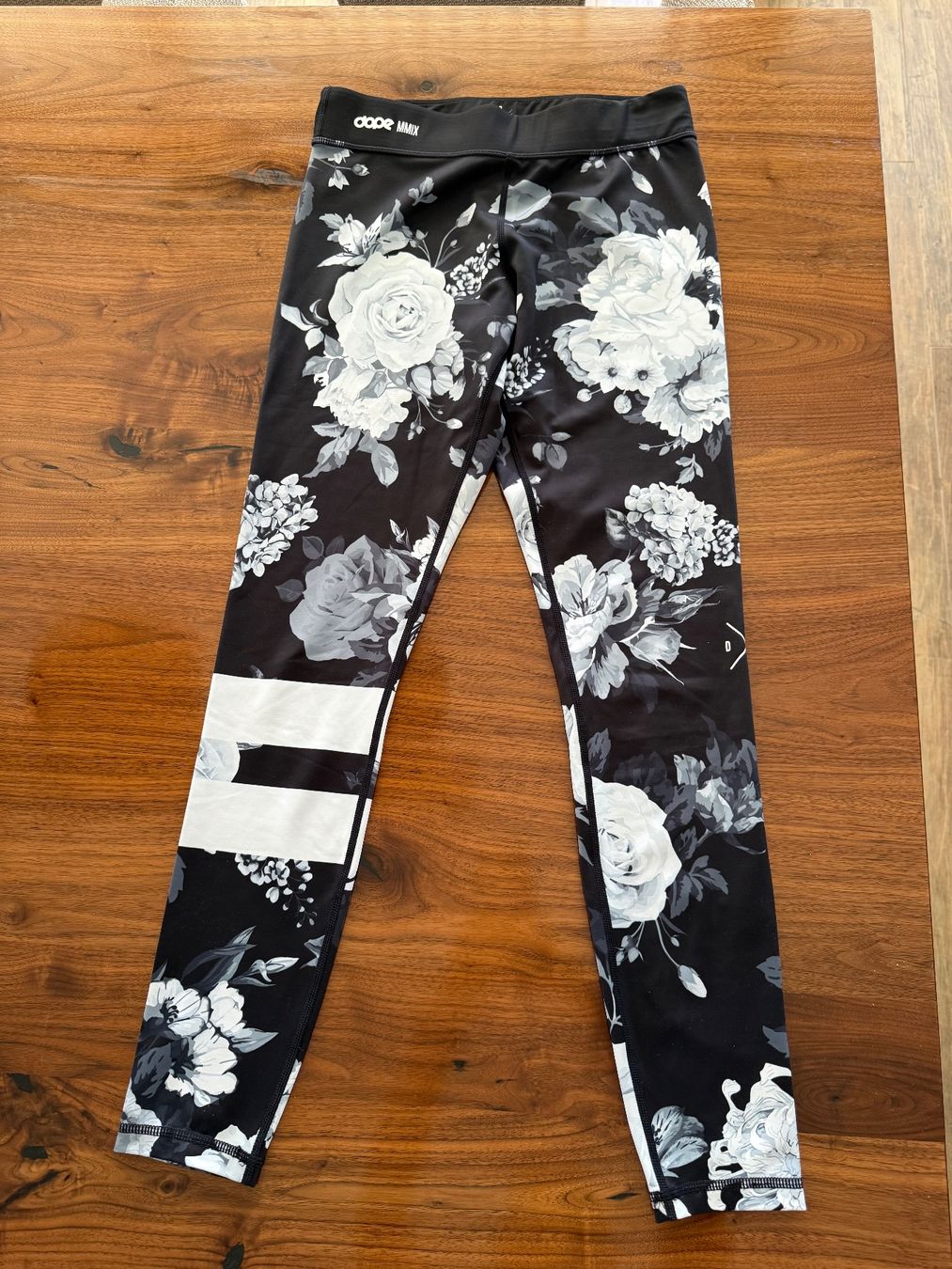 Dope Leggings: Sporthose von Dope Grösse M – Usato da Wil SG venduto da lana_jess20 1
