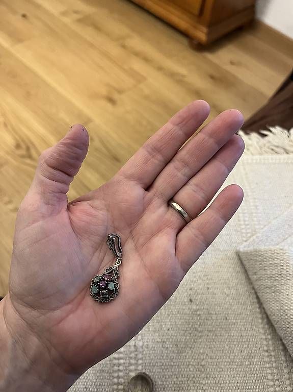 Anelli: Ensemble bague pendentif avec rubis émeraude et saphir – Usato da Le Lignon venduto da nad_5yrd 2