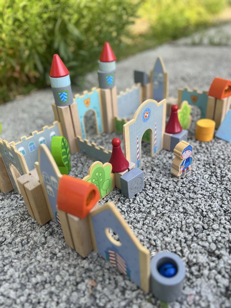 Haba Spielzeuge: HABA Ritterburg aus Holz – Gebraucht aus Aarau von Marylou90 1