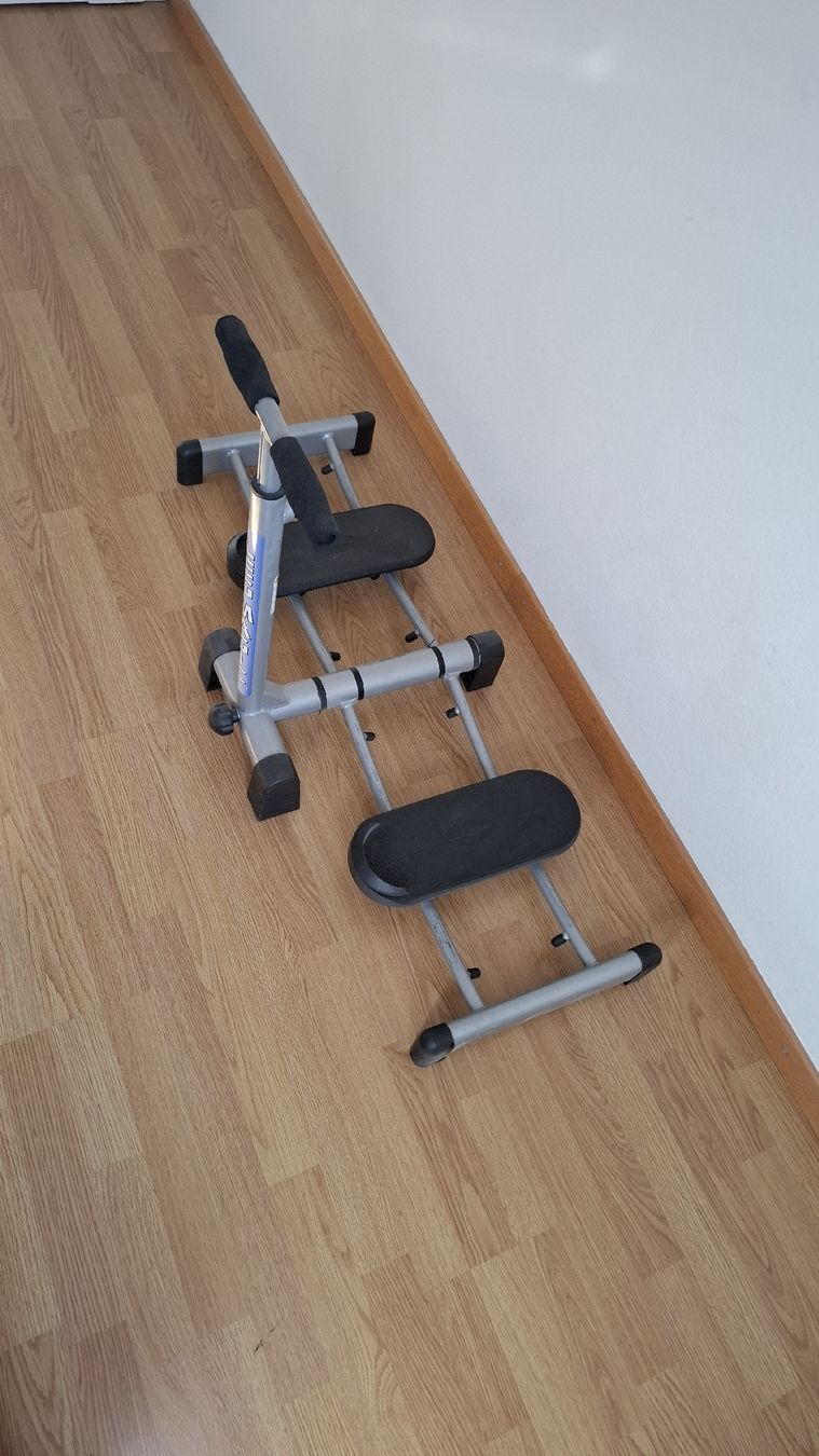 Hometrainer: Leg Magic exercise machine silver acceptable condition – Gebraucht aus Grenchen von Donk_pro