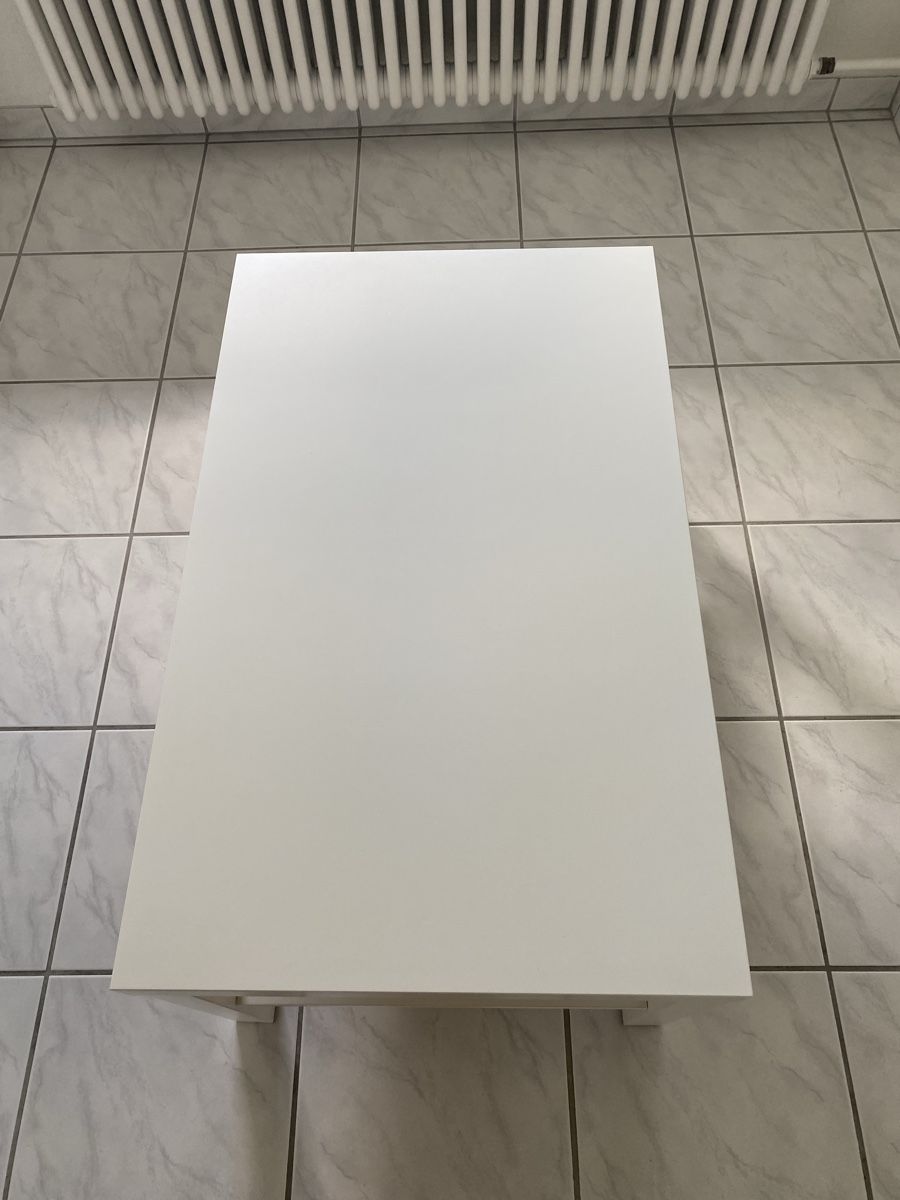 Tables: Couchtisch – Neuf (Voir description) à Tuggen par kue_gqr5 2