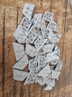 lego 51739 lot de 40 pièces Light Bluish Gray Wedge, Plate