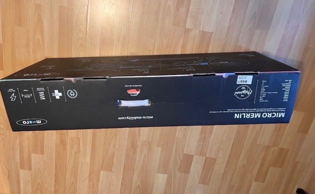 Scooter: Micro Merlin E-Scooter - Unopened ! – Nuovo e nell'imballaggio originale da Martigny venduto da ddo_2mcv 1