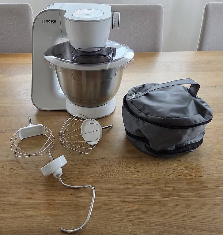 Elettrodomestici da cucina: Bosch MUM 5 Küchenmaschine – Usato da Roggliswil venduto da Nleu
