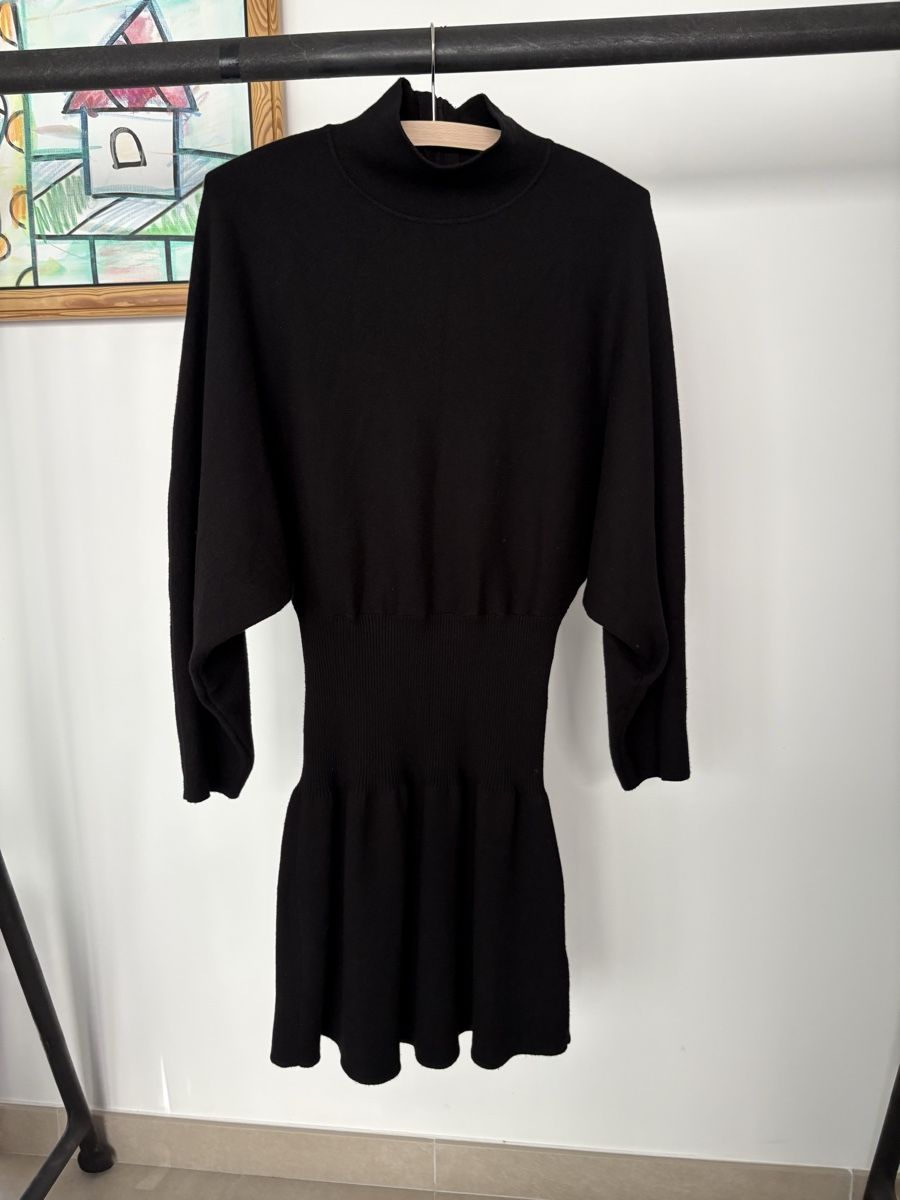 Zara Kleider: Robe hiver ZARA – Gebraucht aus Vésenaz von ilomd