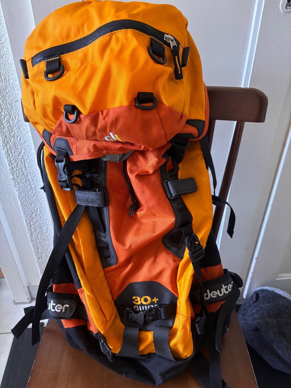 Deuter Zaini: Deuter Damen Rucksack 30+Guide SL – Usato da Thun venduto da Melpi2010