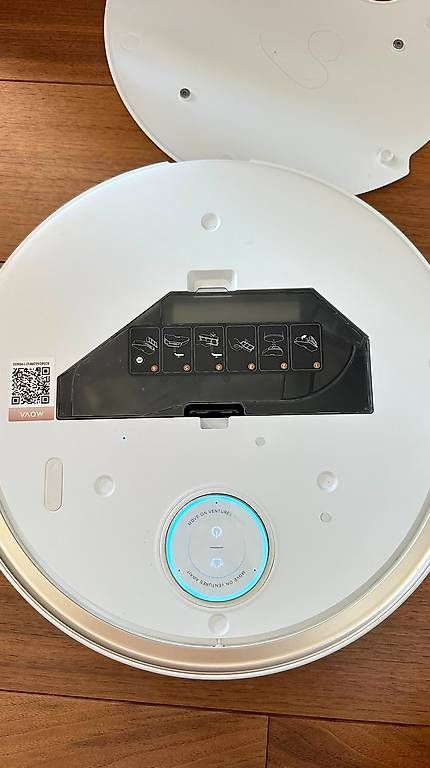 Aspirapolveri & Accessori: Aspirapolvere - Lavapavimenti robotico – Usato da Castagnola venduto da ste_w6fj 3