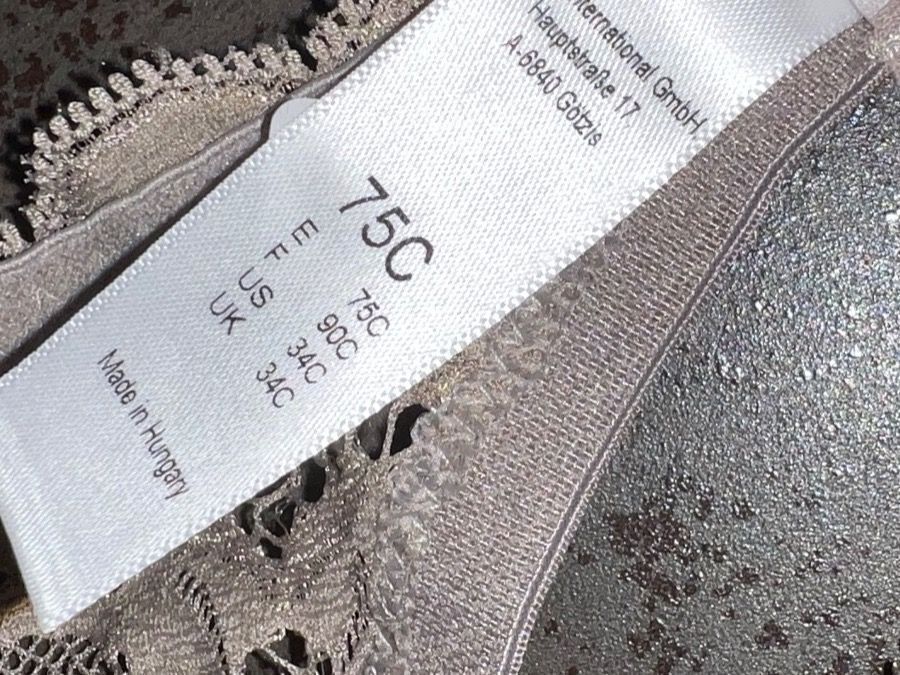 Hanro Altra biancheria intima: BH HANRO 75C neu – Nuovo (secondo la descrizione) da Dornach venduto da samuti 1