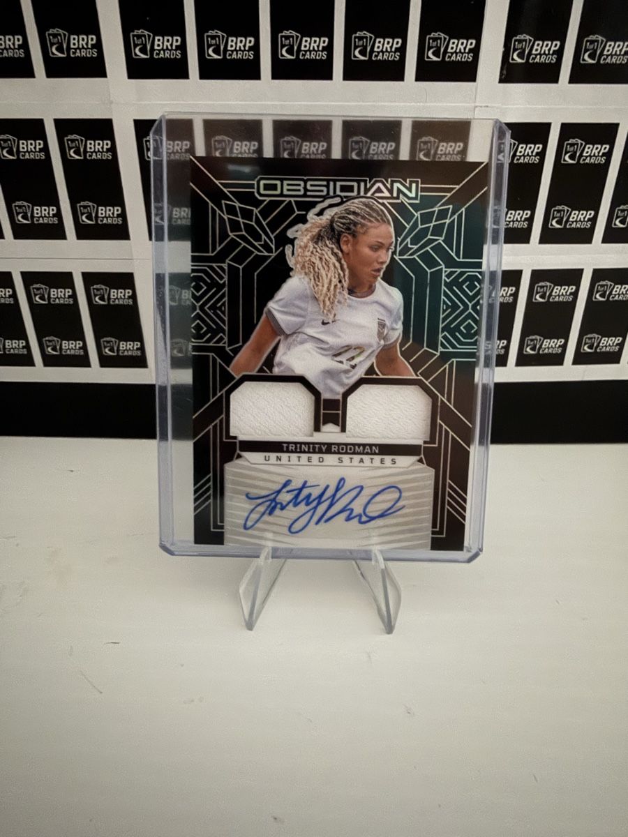 Panini Carte collezionabili: Trading Card Trinity Rodman Obsidian Autograph Patch /59 – Nuovo (secondo la descrizione) da Hunzenschwil venduto da rap_7tw9