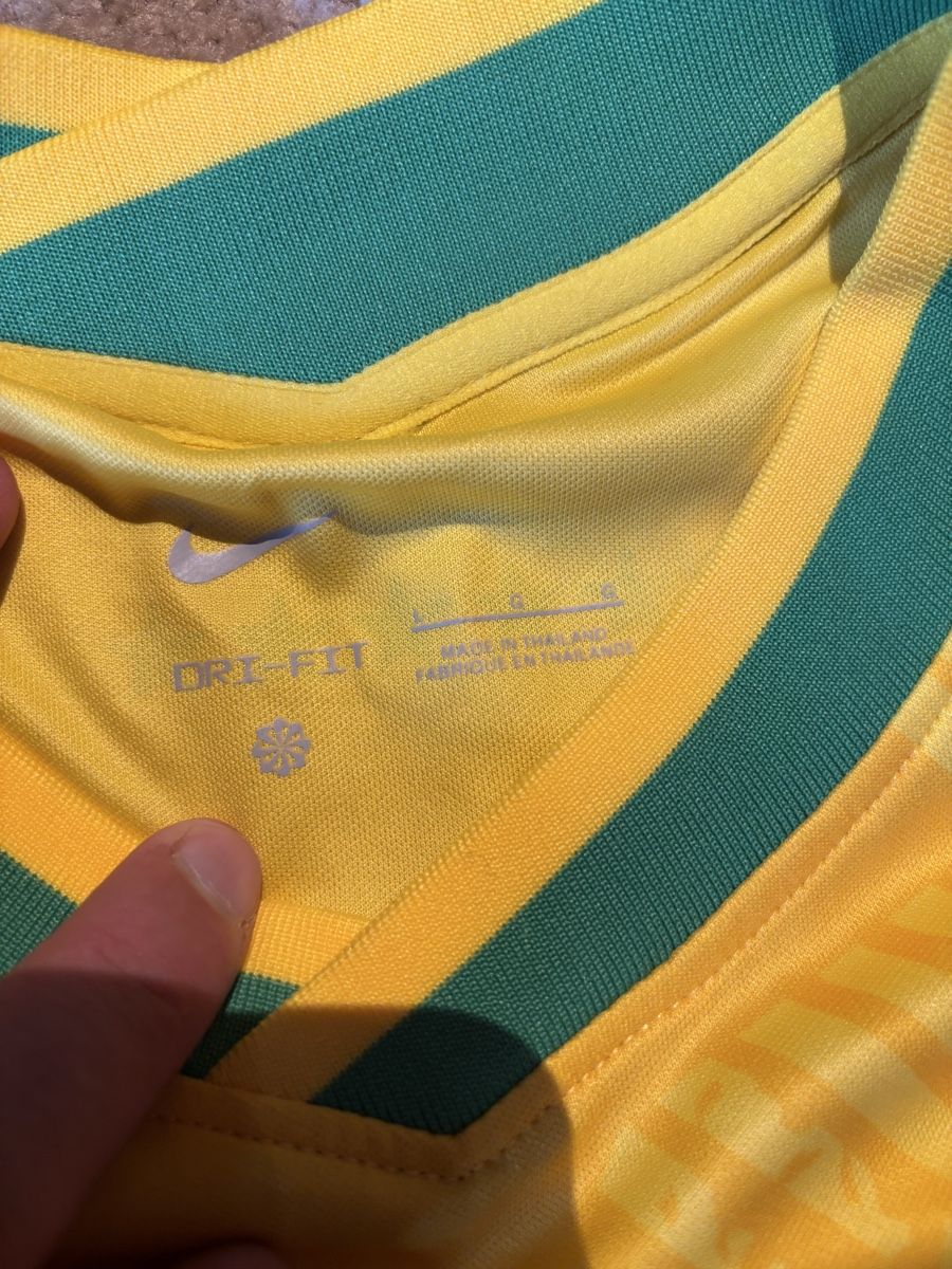Nike Maillots de corps & Pantalons: Brasilien Trikot – D'occasion à Davos Wolfgang par Nitastiffi 1