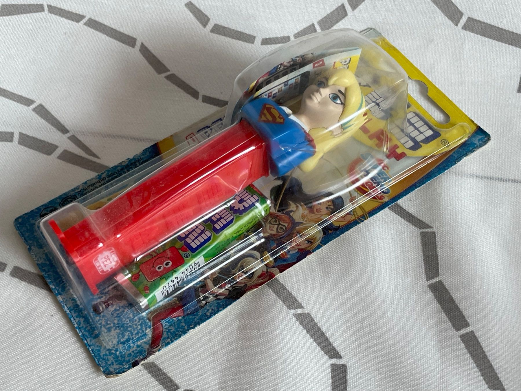 Pez Statuette: 3 PEZ Super Hero Girls – Nuovo e nell'imballaggio originale da Rafz venduto da stg101 4