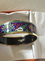 HERMÈS PARIS Bracelet émail – décor Coquillages / Océan