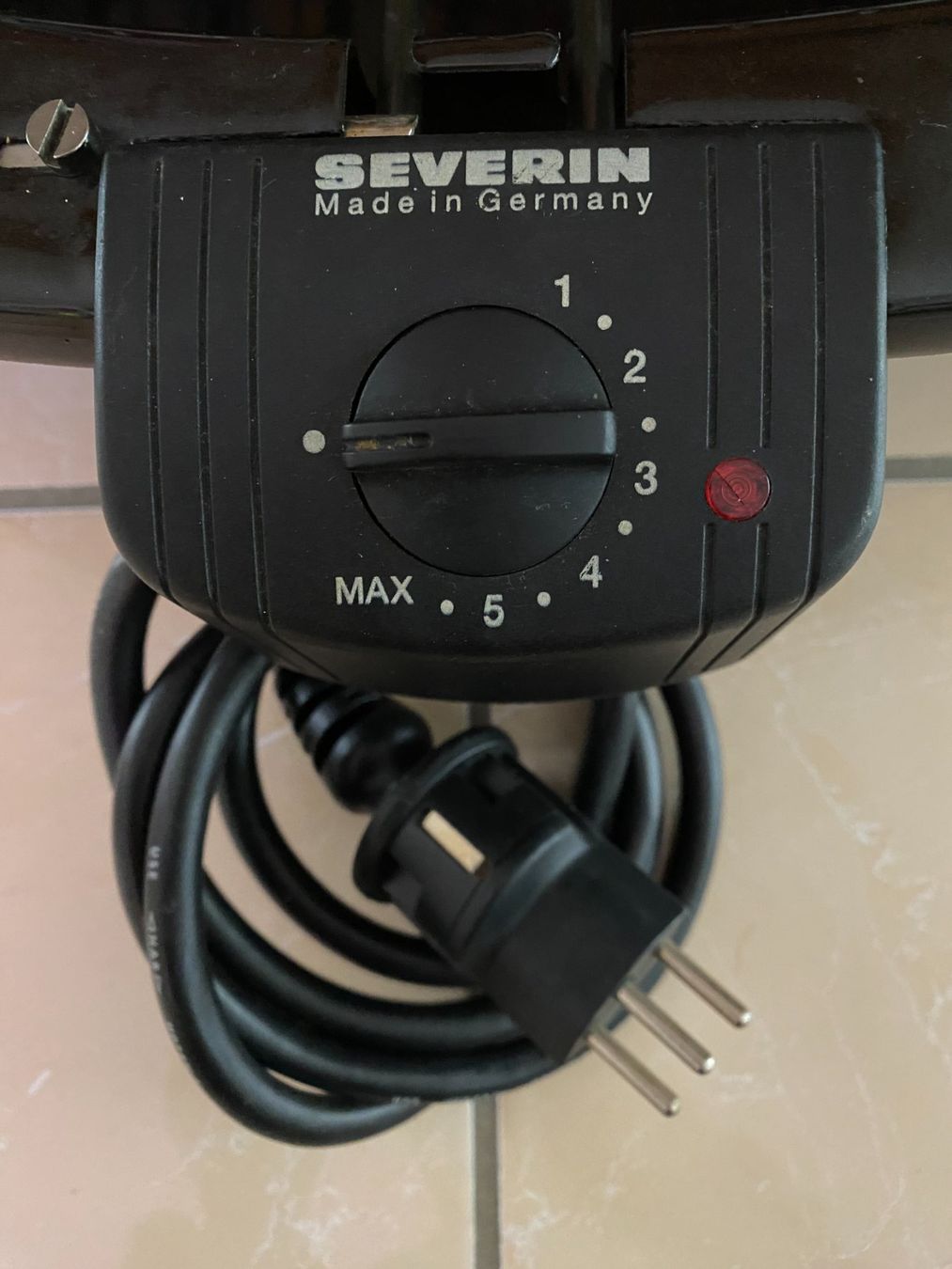 Griglie: SEVERIN PG 2490 Barbecue-/Tischgrill (2.500W) – Usato da Bülach venduto da samang 1