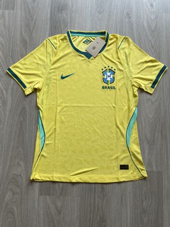 Brasil Trikot Nike gelb Grösse M neu mit Etikett