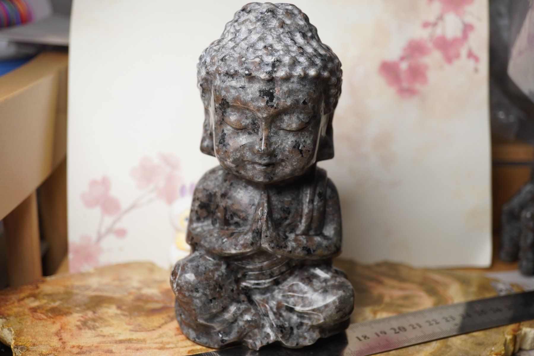 Minerali & Pietre curative: Yooperlit UV  Aktive   Buddha XL   15cm x  7cm – Nuovo e nell'imballaggio originale da Eschenbach SG venduto da topstone 5