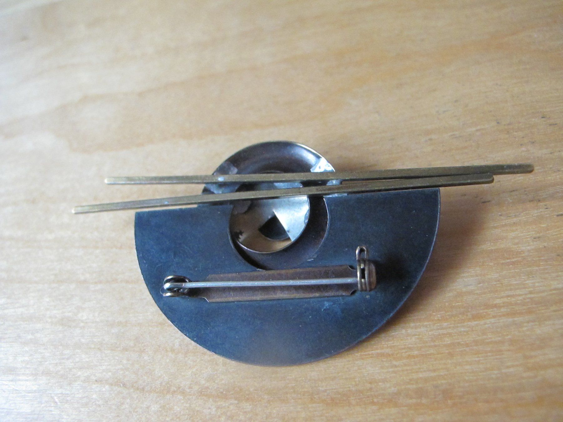 Spille & Fermagli: GROSSE VINTAGE BROSCHE AUS METALL – Usato da Löhningen venduto da Chimae67 3