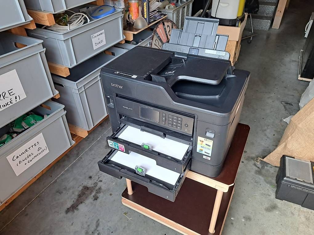 Stampanti: Imprimante Brother MFC-J5730 – Usato da Villeneuve VD venduto da sboman