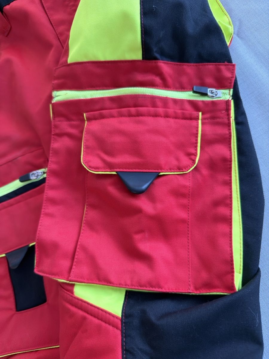 Pantaloni: RescPol Rettungsdienst Hose Neuwerig – Usato da Niederglatt ZH venduto da Pascal_Giger 2