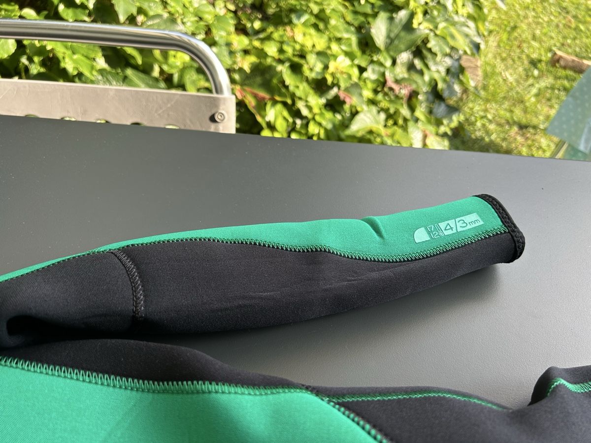 Decathlon Anzüge: Kinder Neoprenanzug – Gebraucht aus Unterstammheim von Boeni6 1