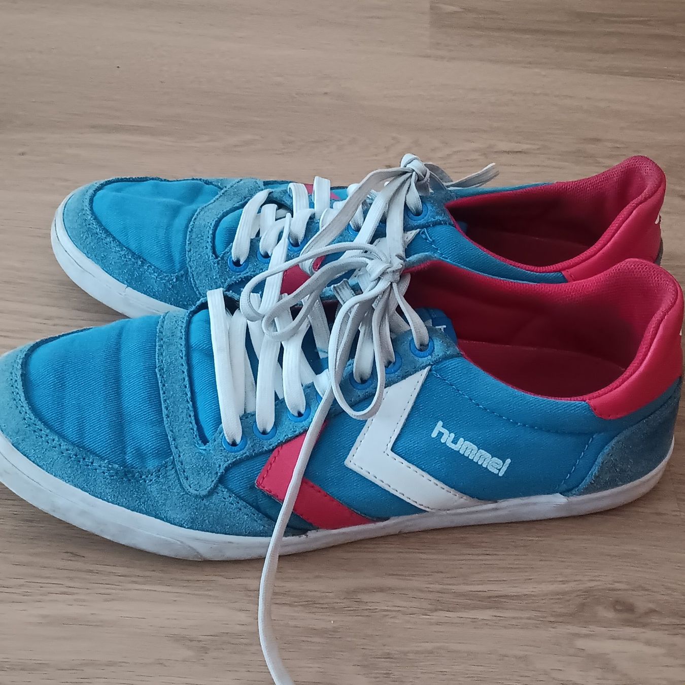 Hummel Scarpe da uomo: Sportshoes Hummel size 40 – Usato da Rüschlikon venduto da FranSca