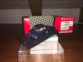 Fiat nuova 500 1/43 tetto apribile chiusa Blu scuro